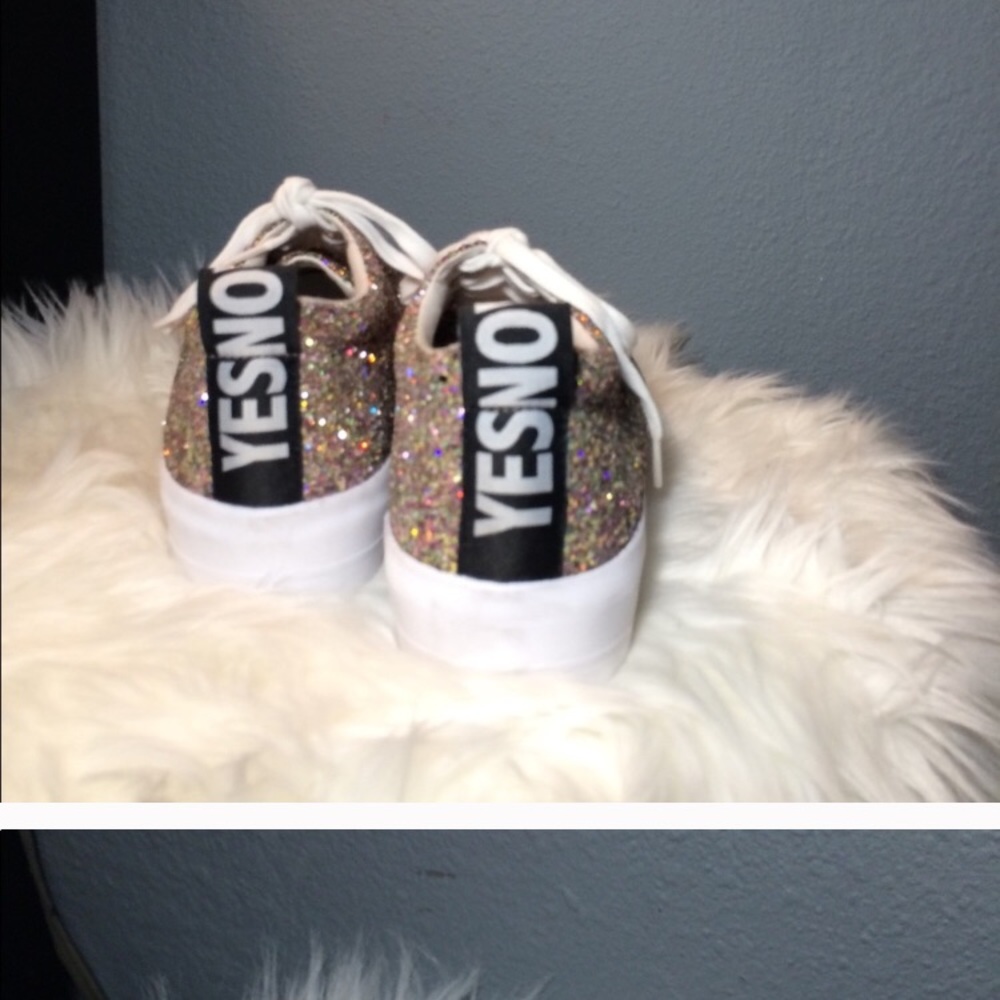 ASOS glitter sneakers - Picture 2 of 3